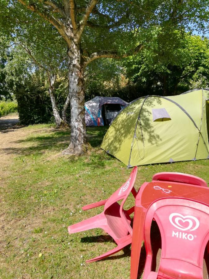 Paradise Challets And Camping Hotel Sarrecave Exterior foto